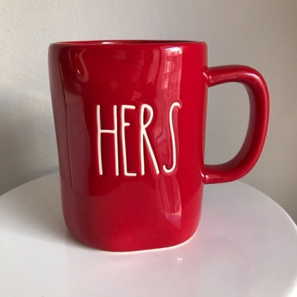 NWOT Rae Dunn Artisan Collection His & Hers Red Mug Set - Picture 4 of 5